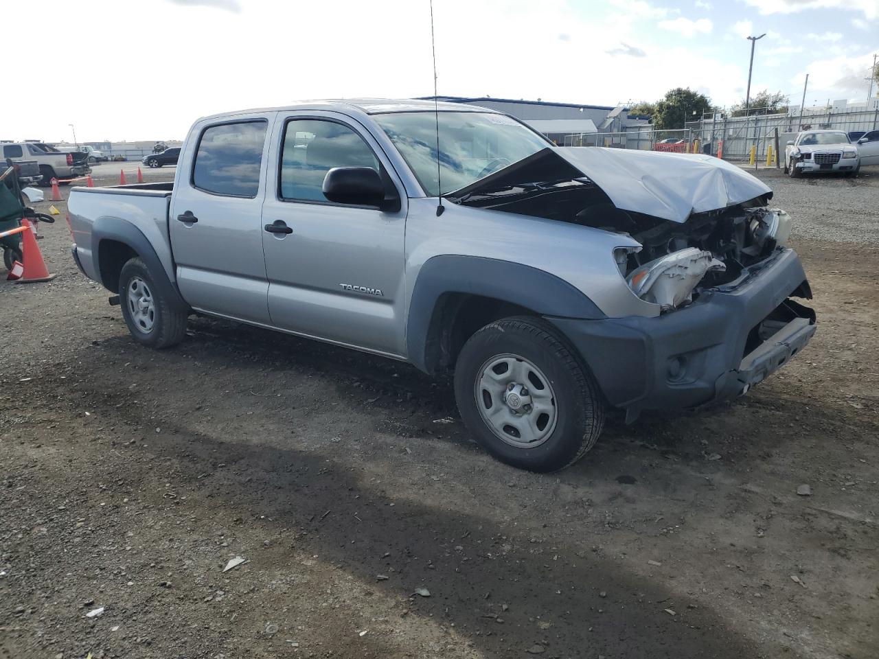 Photo 3 VIN: 5TFJX4CN6EX043027 - TOYOTA TACOMA 