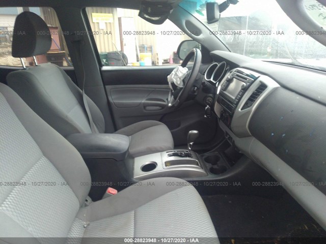 Photo 4 VIN: 5TFJX4CN7DX030009 - TOYOTA TACOMA 