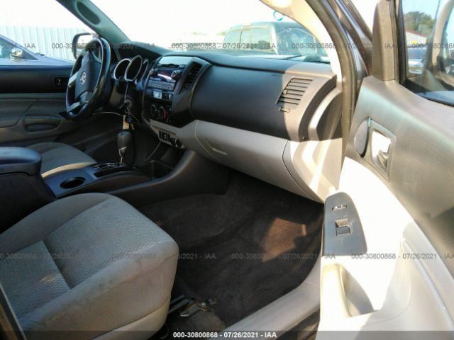 Photo 4 VIN: 5TFJX4CN8CX017297 - TOYOTA TACOMA 