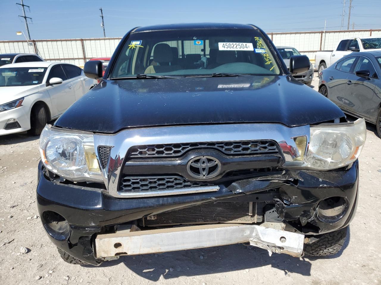 Photo 4 VIN: 5TFJX4GN1BX001192 - TOYOTA TACOMA 