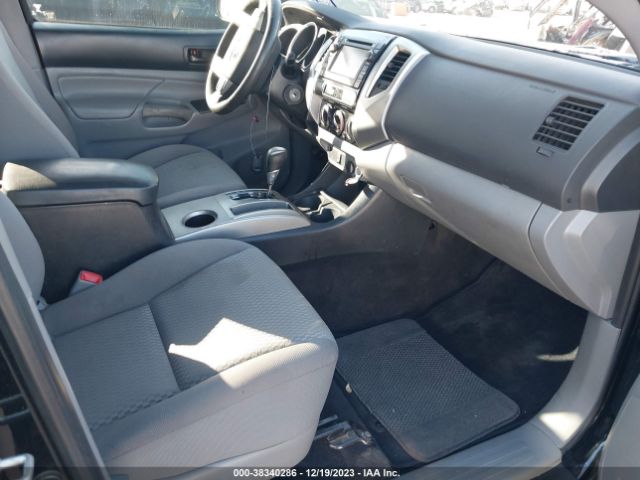 Photo 4 VIN: 5TFJX4GN1DX021557 - TOYOTA TACOMA 