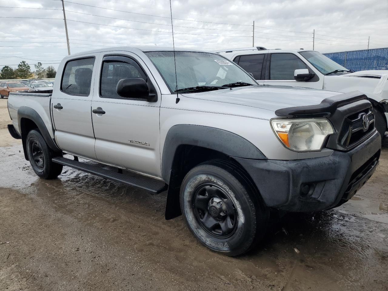 Photo 3 VIN: 5TFJX4GN1DX026211 - TOYOTA TACOMA 