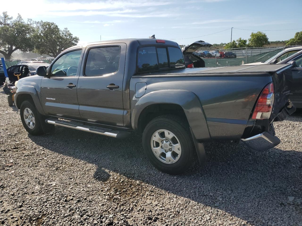 Photo 1 VIN: 5TFJX4GN1EX027960 - TOYOTA TACOMA 