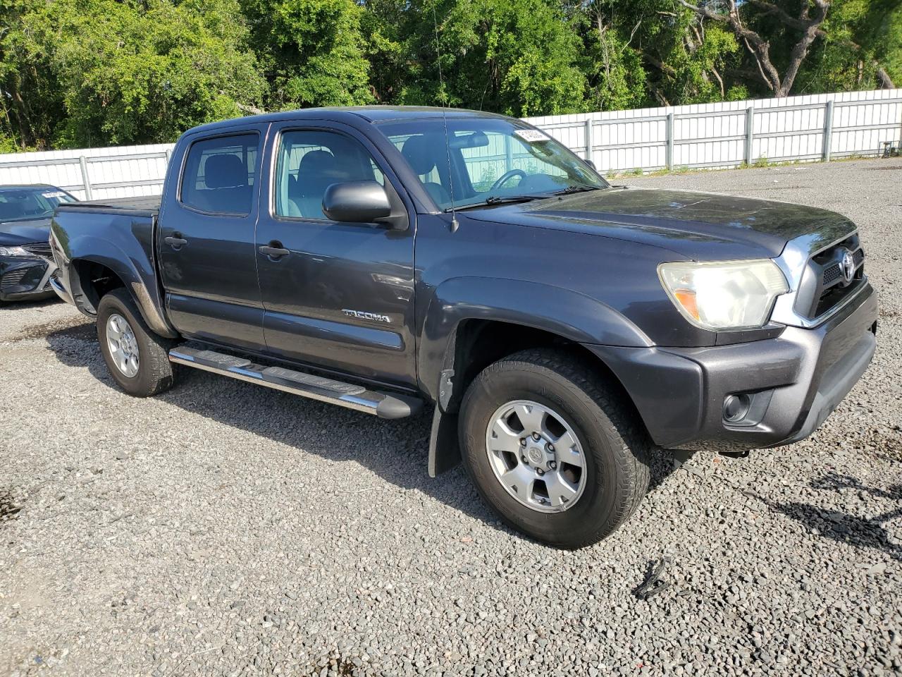 Photo 3 VIN: 5TFJX4GN1EX027960 - TOYOTA TACOMA 