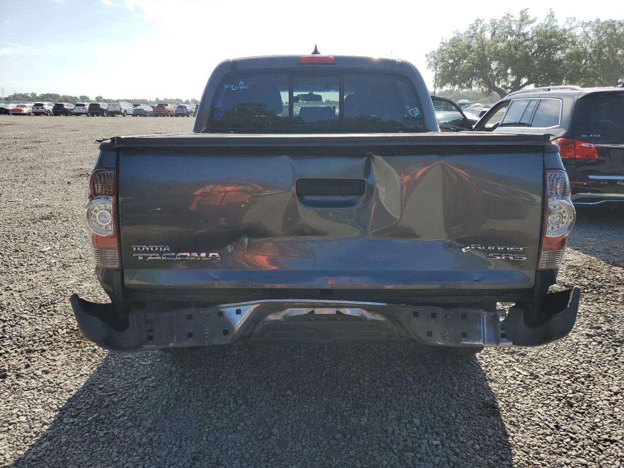 Photo 5 VIN: 5TFJX4GN1EX027960 - TOYOTA TACOMA 