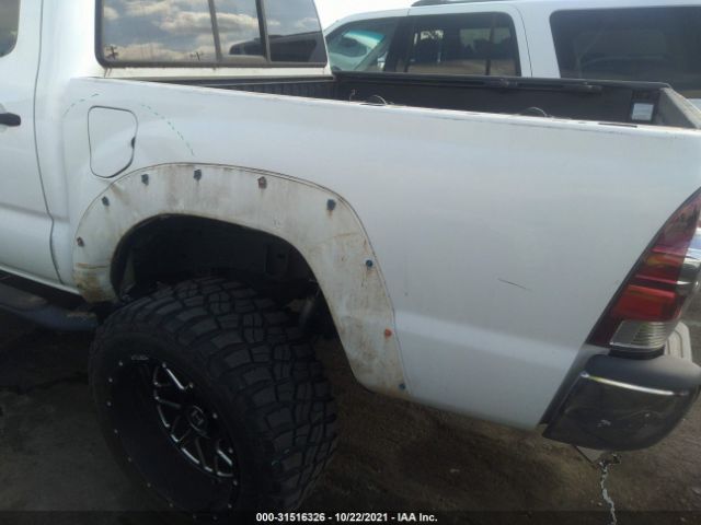 Photo 5 VIN: 5TFJX4GN1EX034553 - TOYOTA TACOMA 