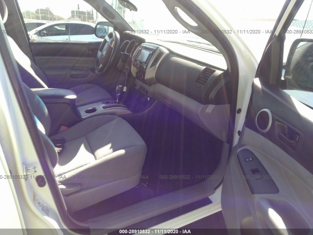 Photo 4 VIN: 5TFJX4GN1EX035573 - TOYOTA TACOMA 