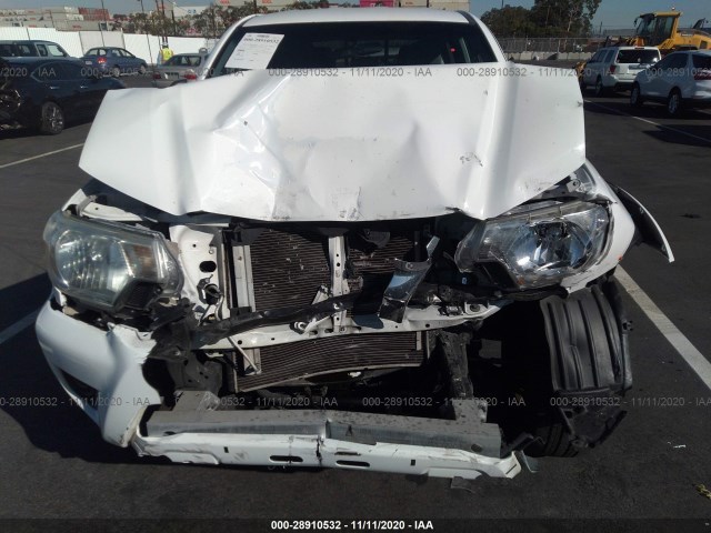 Photo 5 VIN: 5TFJX4GN1EX035573 - TOYOTA TACOMA 