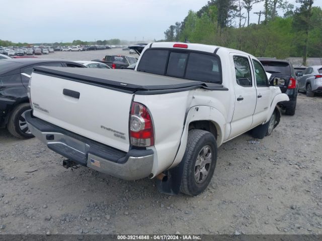 Photo 3 VIN: 5TFJX4GN1EX036934 - TOYOTA TACOMA 