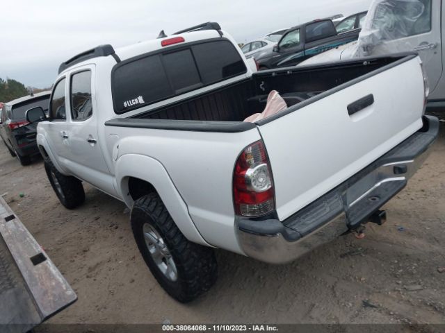 Photo 2 VIN: 5TFJX4GN1FX038667 - TOYOTA TACOMA 