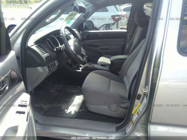 Photo 4 VIN: 5TFJX4GN1FX046140 - TOYOTA TACOMA 