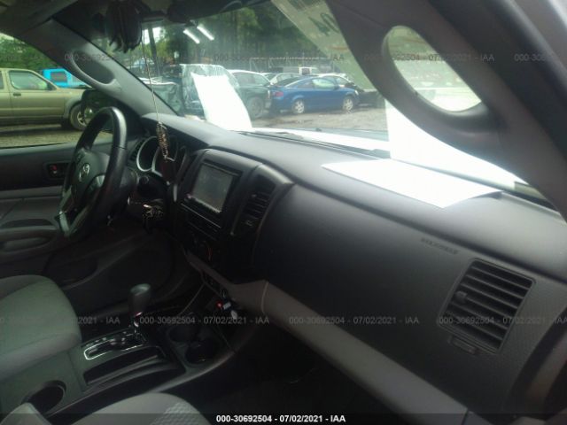 Photo 4 VIN: 5TFJX4GN2EX031659 - TOYOTA TACOMA 