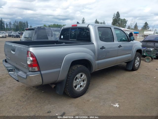 Photo 3 VIN: 5TFJX4GN3EX029659 - TOYOTA TACOMA 