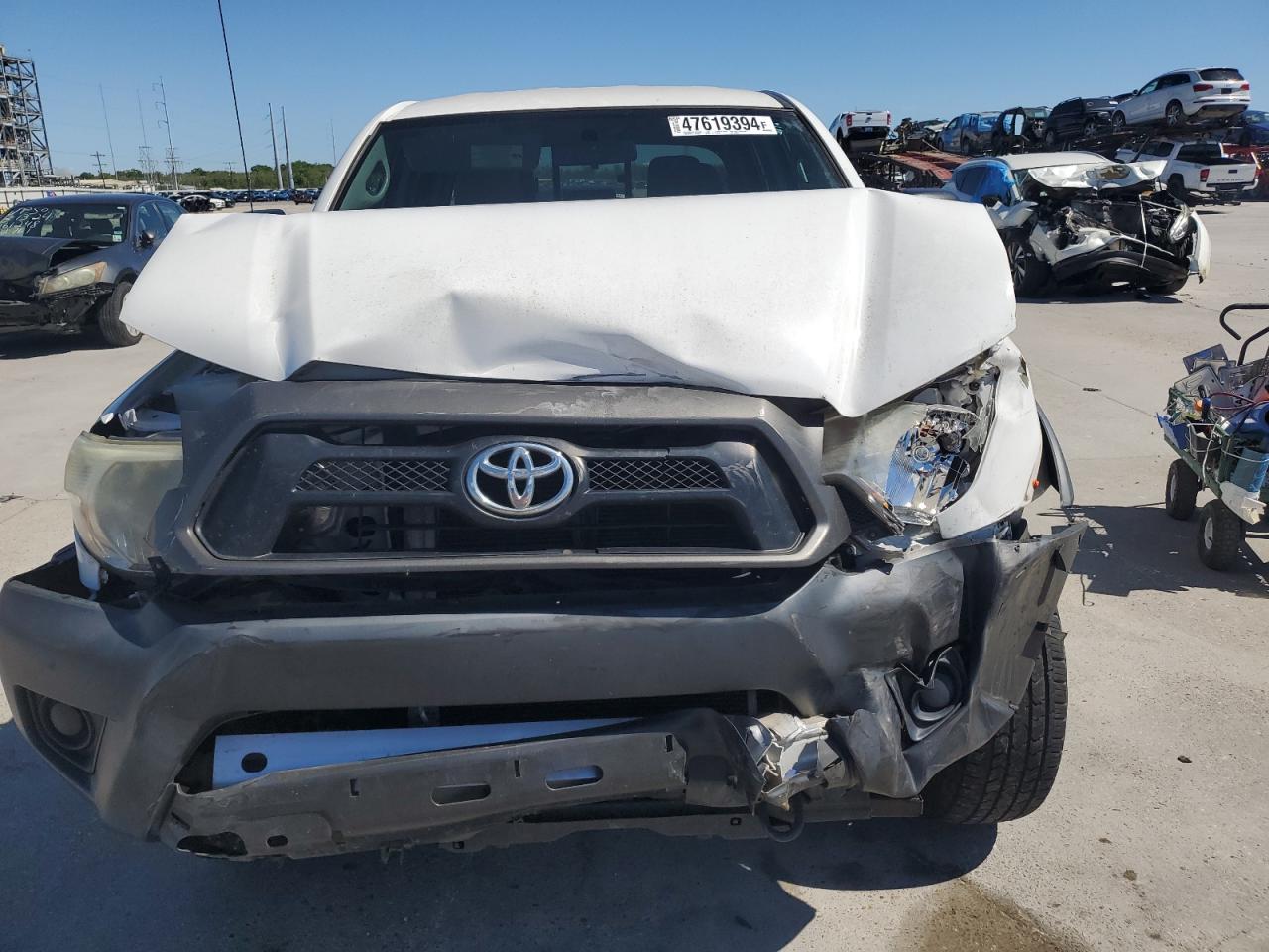 Photo 4 VIN: 5TFJX4GN3EX033288 - TOYOTA TACOMA 