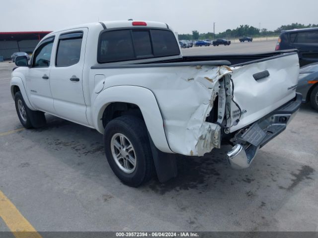 Photo 2 VIN: 5TFJX4GN4BX001638 - TOYOTA TACOMA 