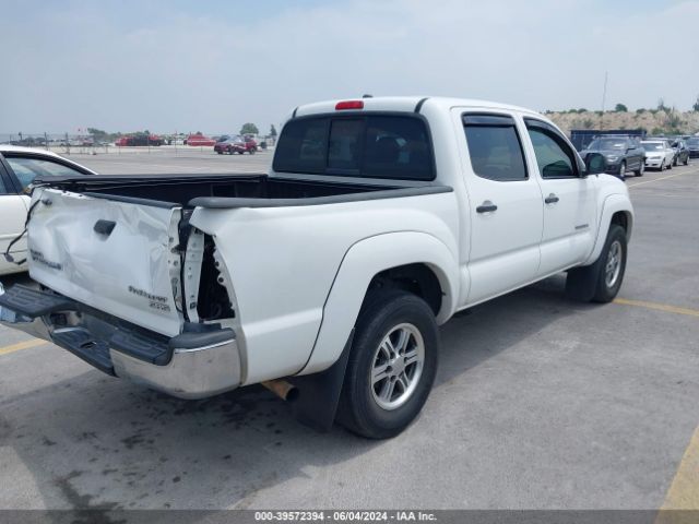 Photo 3 VIN: 5TFJX4GN4BX001638 - TOYOTA TACOMA 