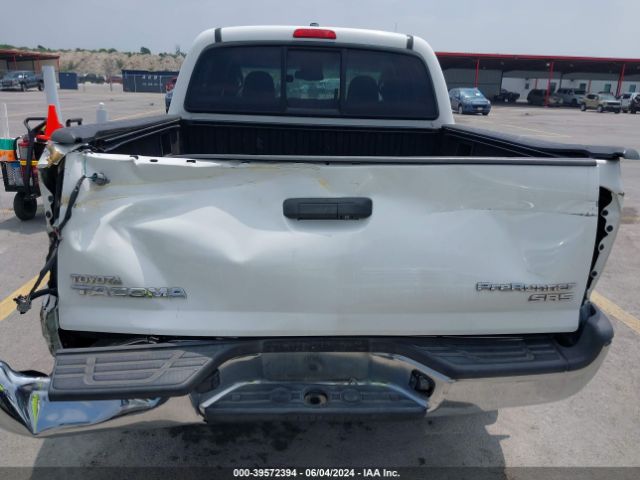 Photo 5 VIN: 5TFJX4GN4BX001638 - TOYOTA TACOMA 