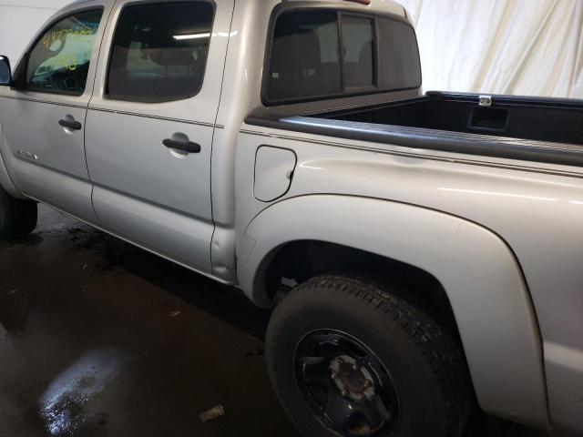 Photo 8 VIN: 5TFJX4GN4BX003907 - TOYOTA TACOMA DOU 