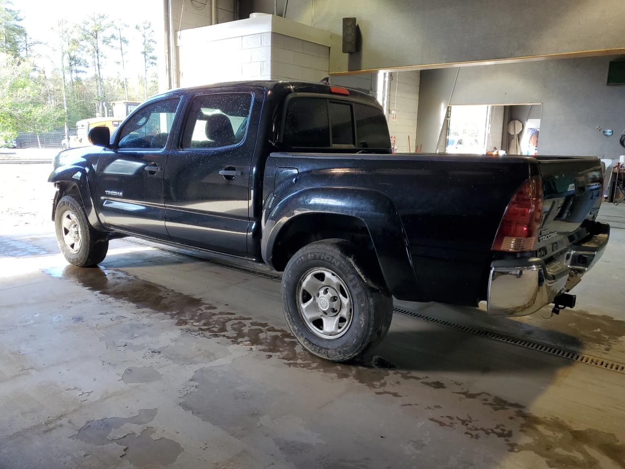 Photo 1 VIN: 5TFJX4GN6CX008611 - TOYOTA TACOMA 