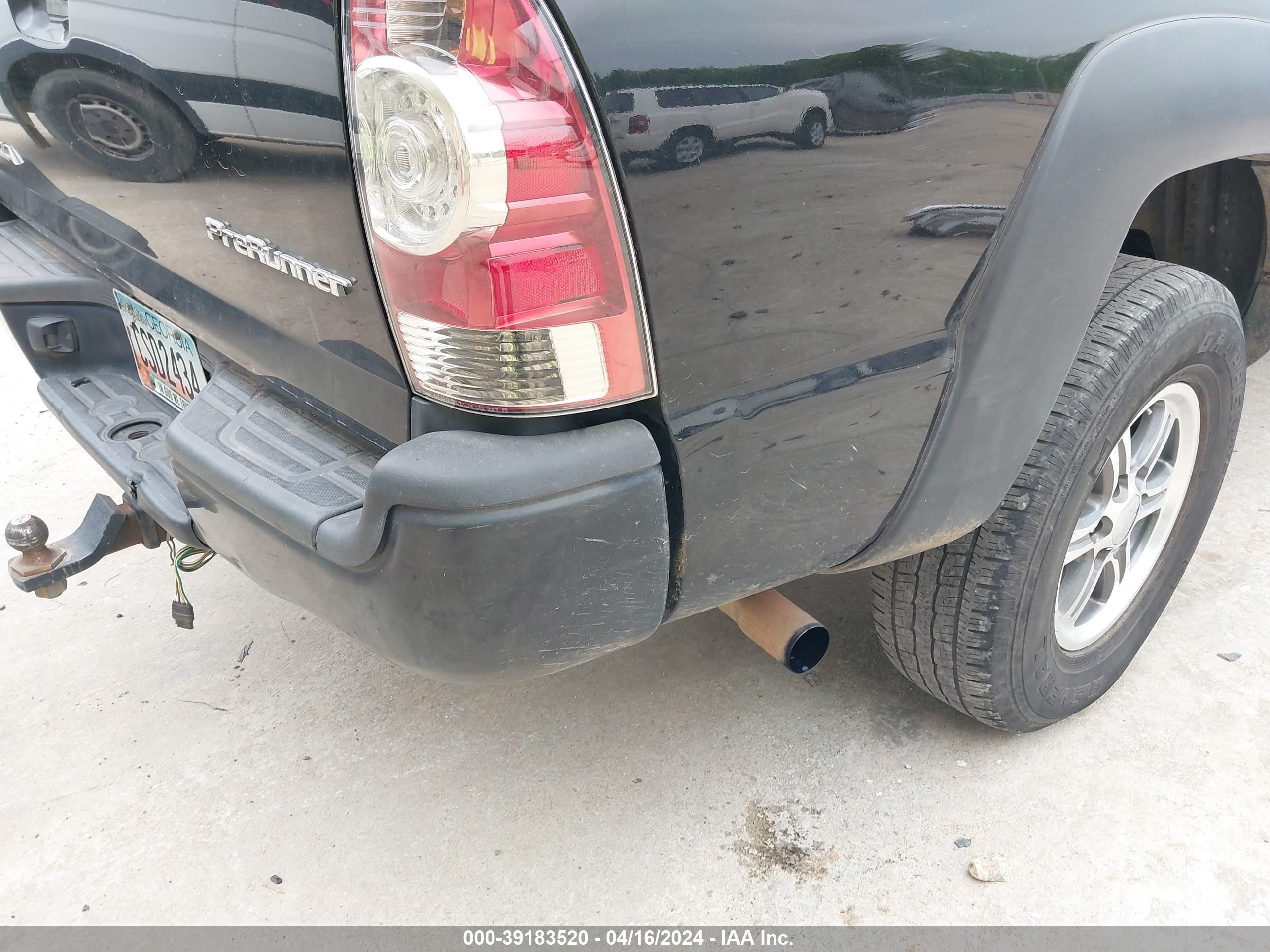 Photo 17 VIN: 5TFJX4GN7CX010321 - TOYOTA TACOMA 