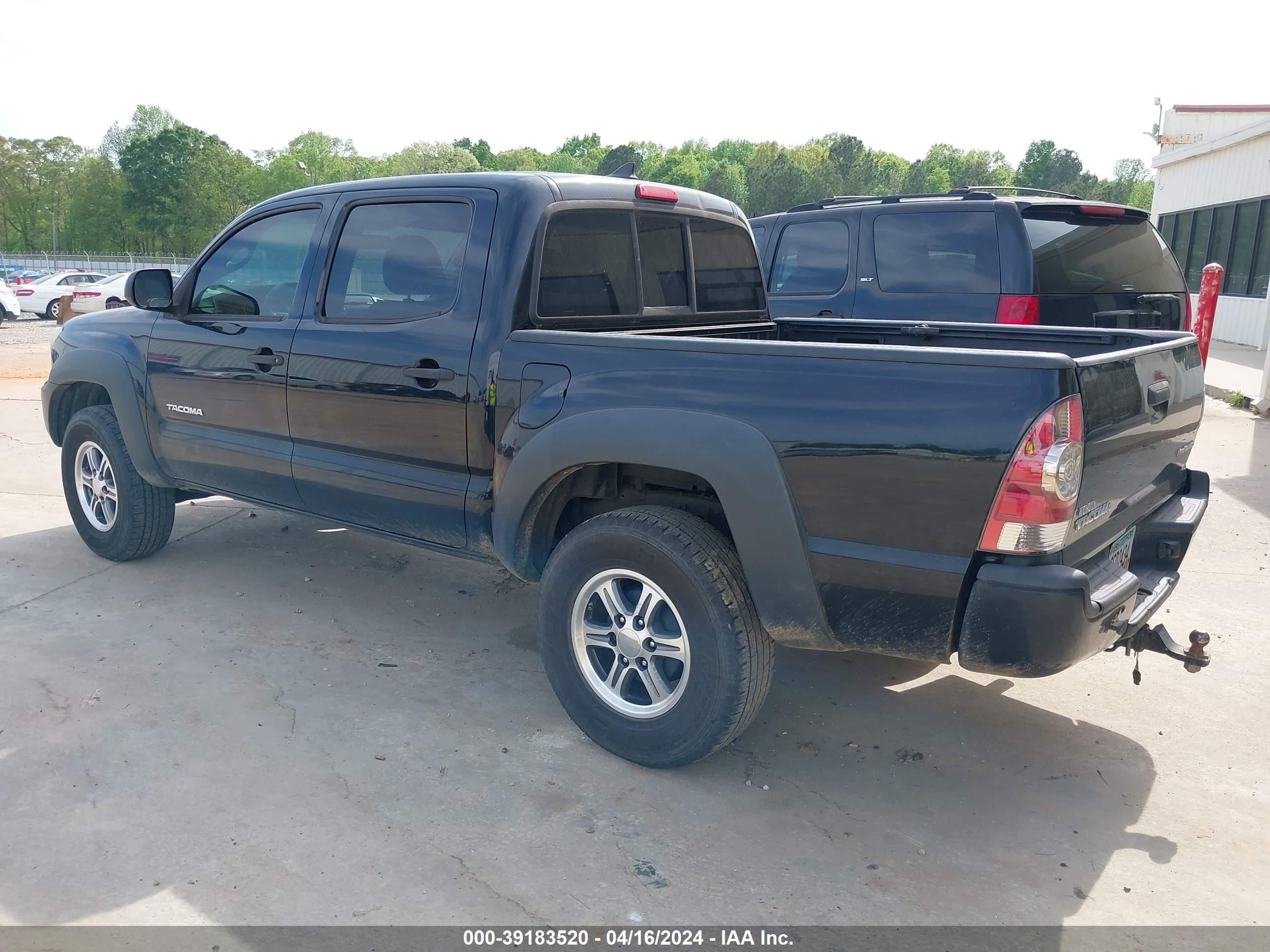 Photo 2 VIN: 5TFJX4GN7CX010321 - TOYOTA TACOMA 