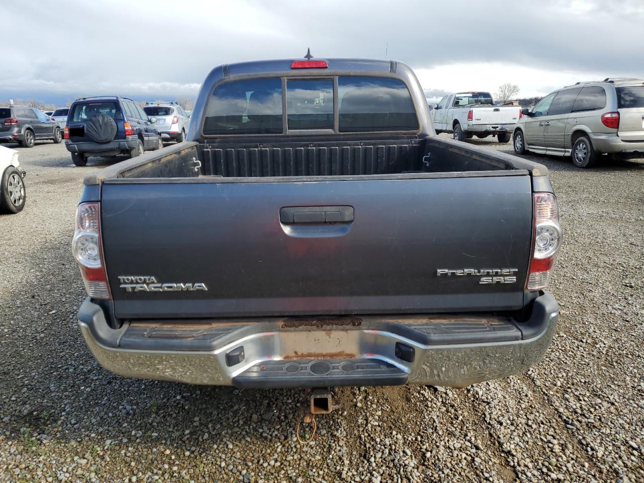 Photo 5 VIN: 5TFJX4GN7FX039435 - TOYOTA TACOMA 