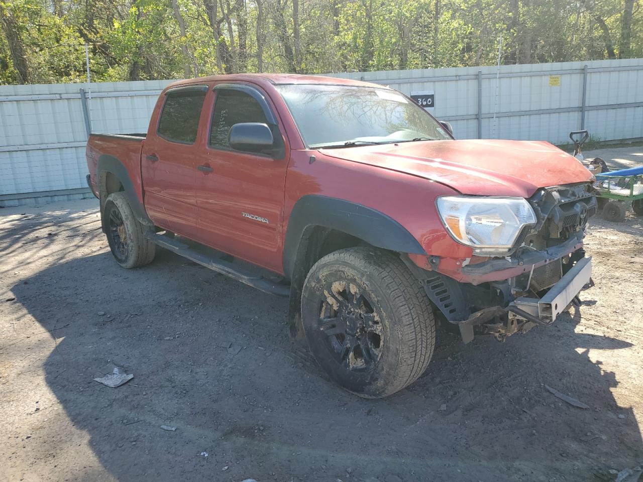 Photo 3 VIN: 5TFJX4GN8FX039959 - TOYOTA TACOMA 