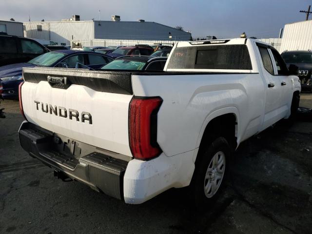 Photo 2 VIN: 5TFKB5CD7PX001534 - TOYOTA TUNDRA DOU 