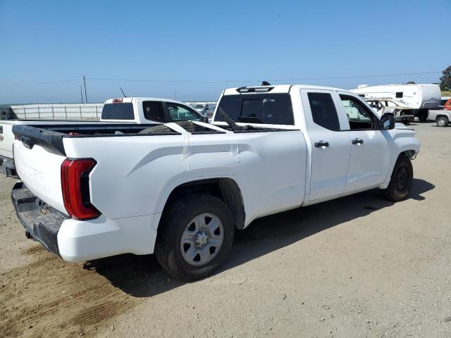 Photo 2 VIN: 5TFKB5CD8NX001040 - TOYOTA TUNDRA DOU 