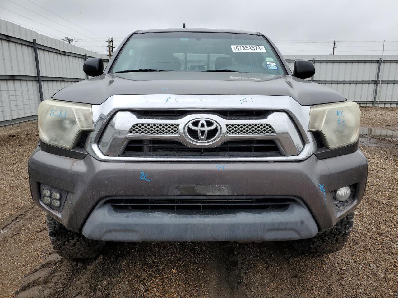 Photo 4 VIN: 5TFKU4HN1FX006779 - TOYOTA TACOMA 