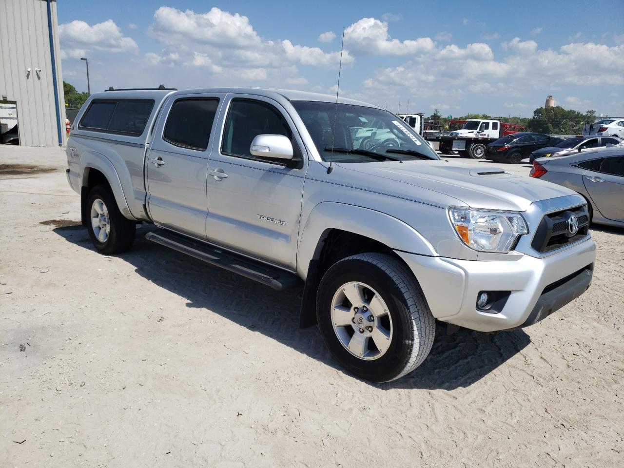 Photo 3 VIN: 5TFKU4HN7DX003396 - TOYOTA TACOMA 