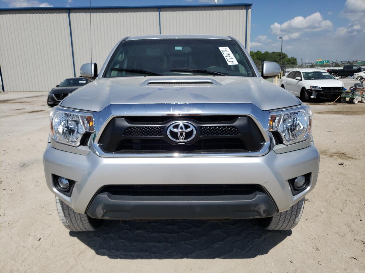 Photo 4 VIN: 5TFKU4HN7DX003396 - TOYOTA TACOMA 