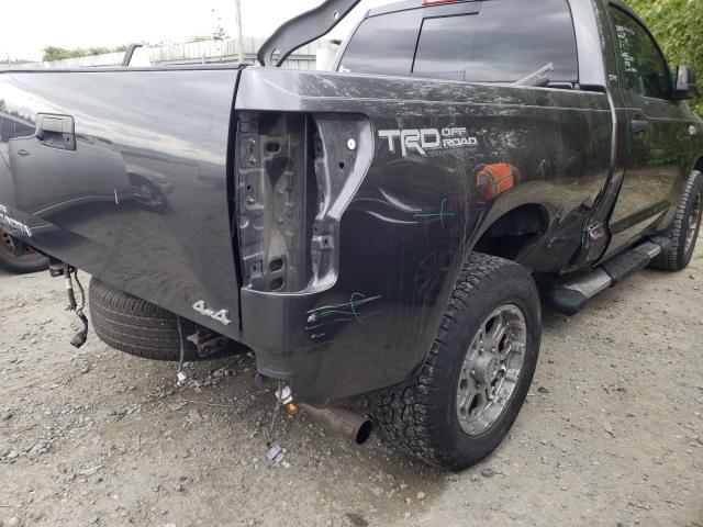 Photo 8 VIN: 5TFKY5F11BX004499 - TOYOTA TUNDRA 