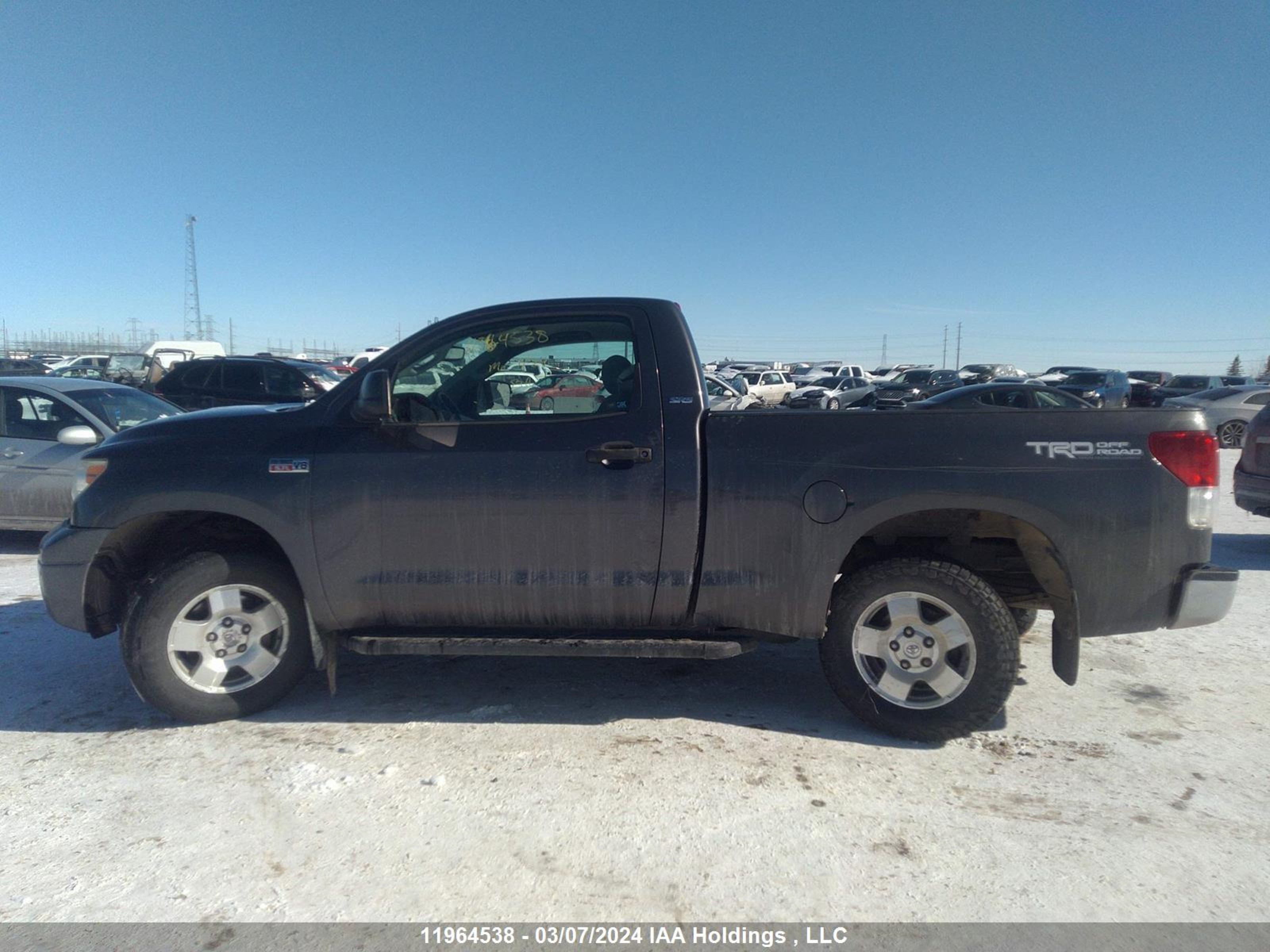 Photo 13 VIN: 5TFKY5F16DX005506 - TOYOTA TUNDRA 