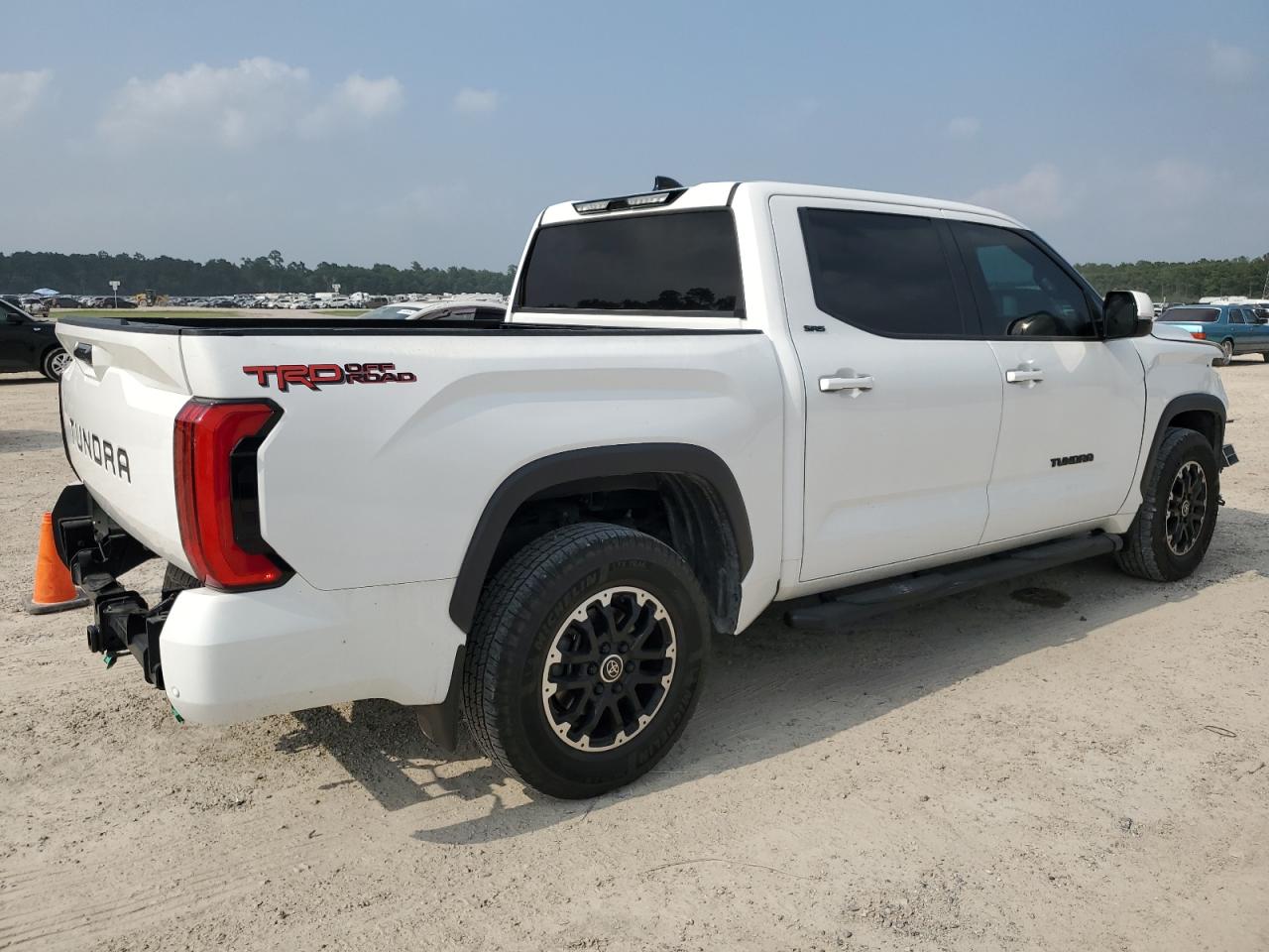 Photo 2 VIN: 5TFLA5AB0NX010114 - TOYOTA TUNDRA 