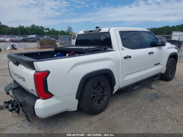 Photo 3 VIN: 5TFLA5AB0NX018679 - TOYOTA TUNDRA 