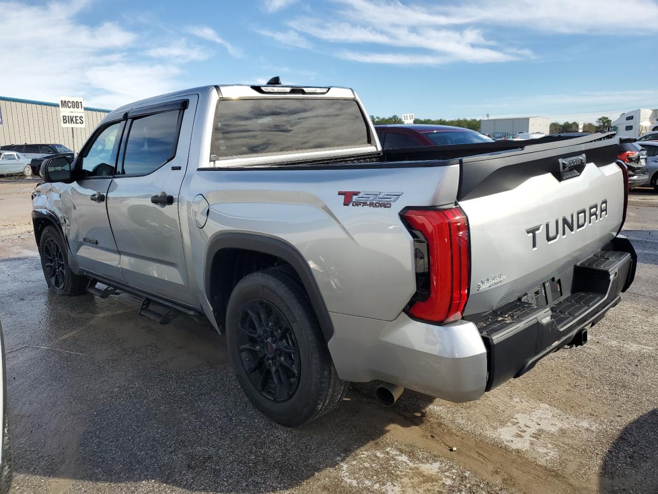 Photo 2 VIN: 5TFLA5AB3NX010088 - TOYOTA TUNDRA 