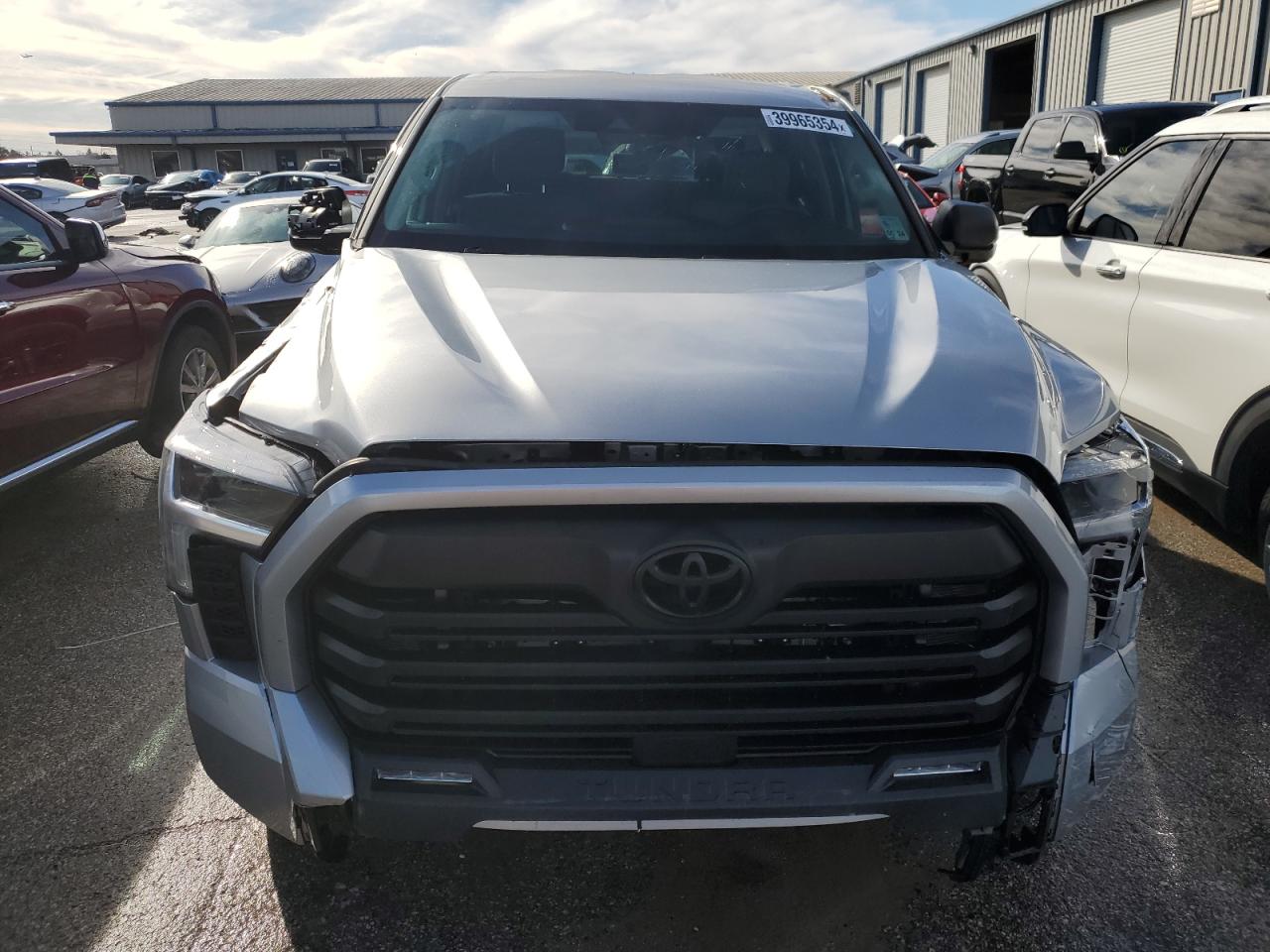 Photo 5 VIN: 5TFLA5AB3NX010088 - TOYOTA TUNDRA 