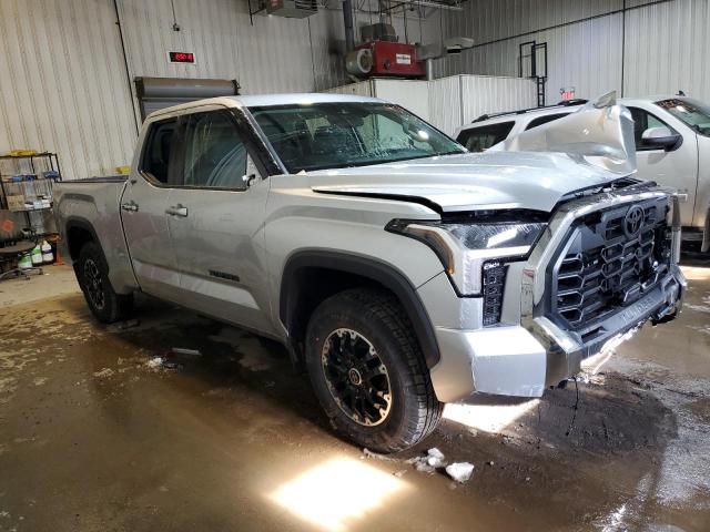 Photo 3 VIN: 5TFLA5DA3PX064044 - TOYOTA TUNDRA DOU 