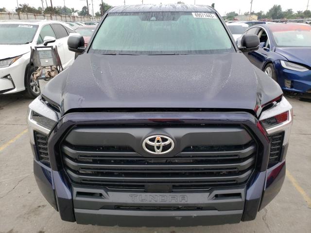 Photo 4 VIN: 5TFLA5DA6PX076592 - TOYOTA TUNDRA DOU 