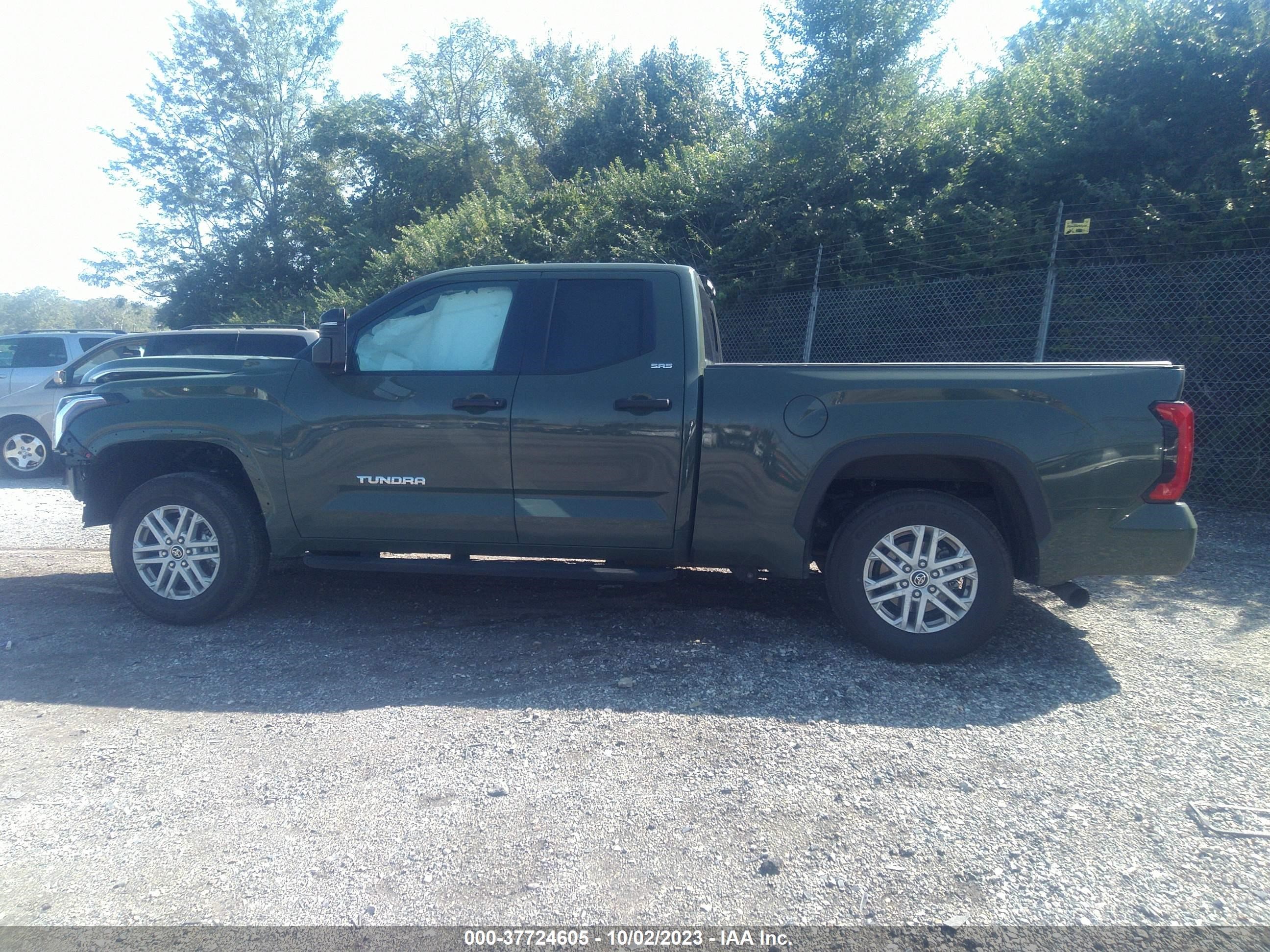 Photo 13 VIN: 5TFLA5DA8NX033028 - TOYOTA TUNDRA 