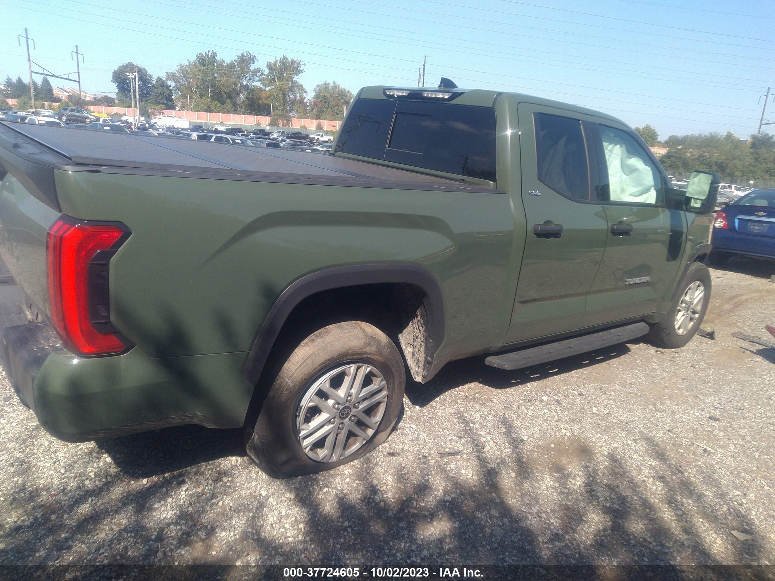 Photo 3 VIN: 5TFLA5DA8NX033028 - TOYOTA TUNDRA 