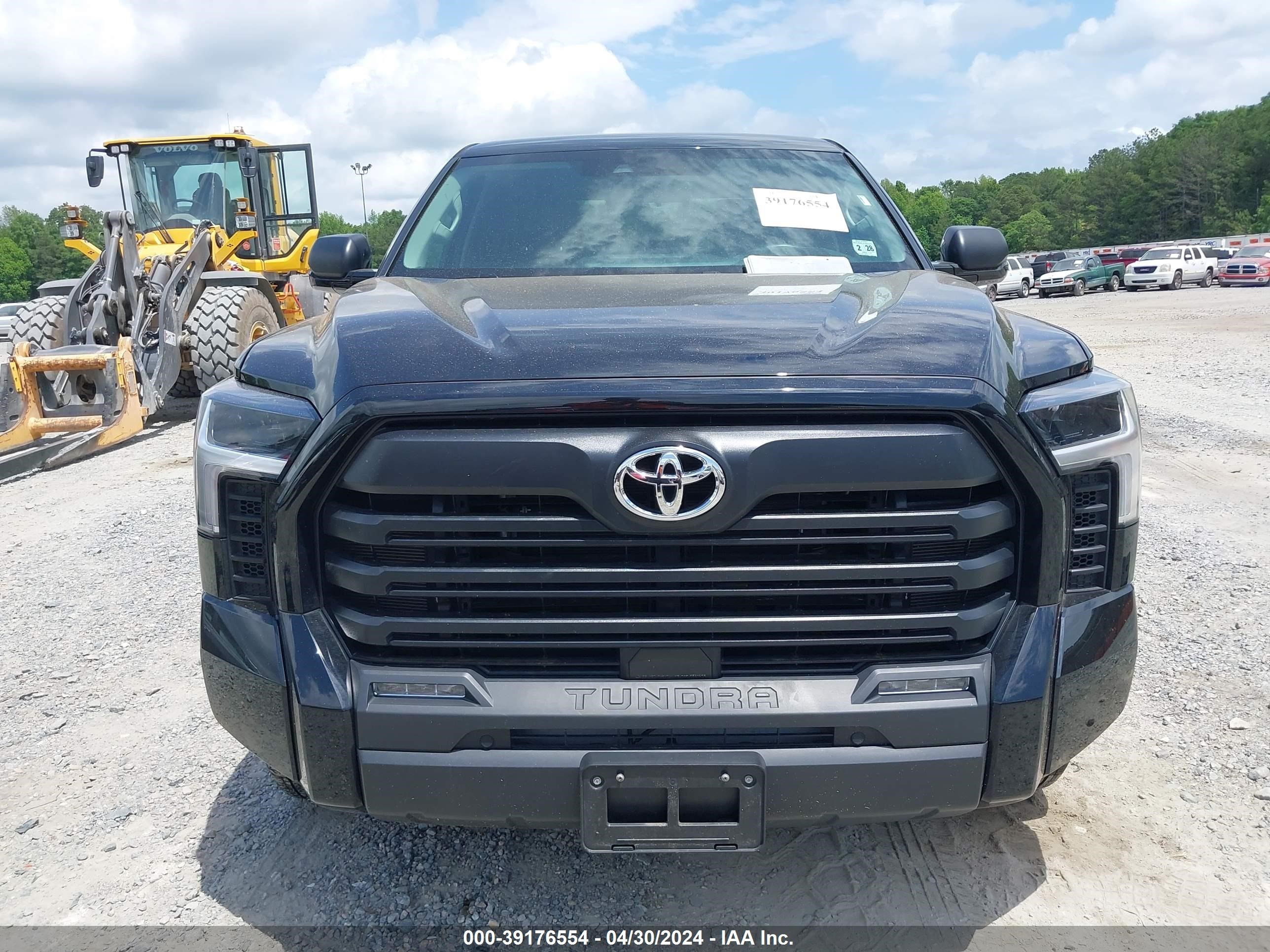 Photo 12 VIN: 5TFLA5DAXNX047352 - TOYOTA TUNDRA 