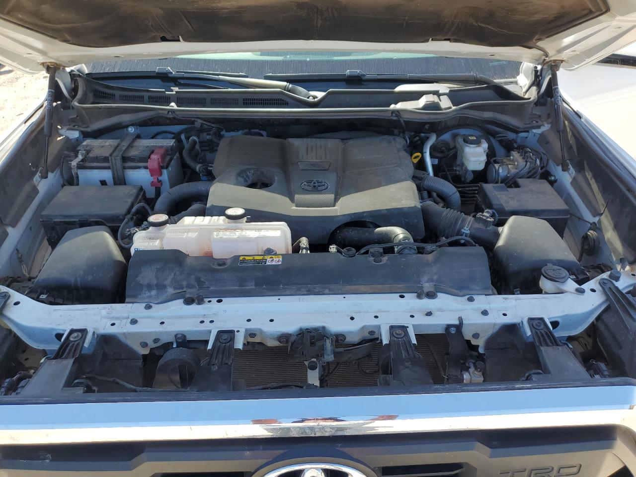 Photo 10 VIN: 5TFLA5DB1NX053842 - TOYOTA TUNDRA 