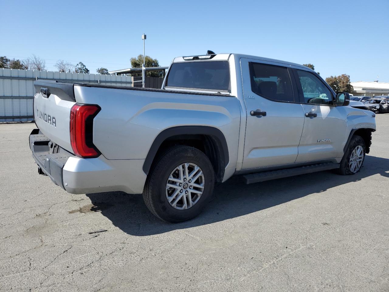 Photo 2 VIN: 5TFLA5DB3PX066840 - TOYOTA TUNDRA 