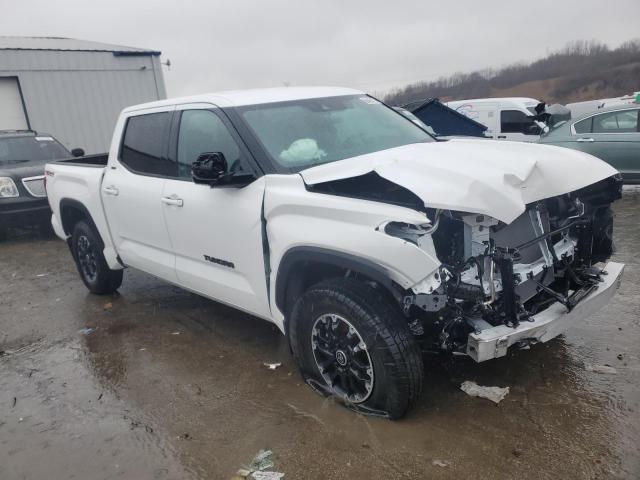 Photo 3 VIN: 5TFLA5DB4NX045170 - TOYOTA TUNDRA CRE 