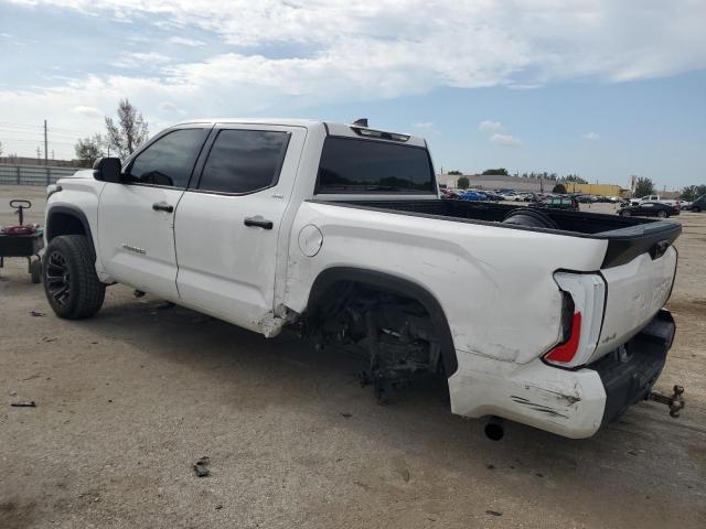 Photo 1 VIN: 5TFLA5DB6NX027933 - TOYOTA TUNDRA CRE 