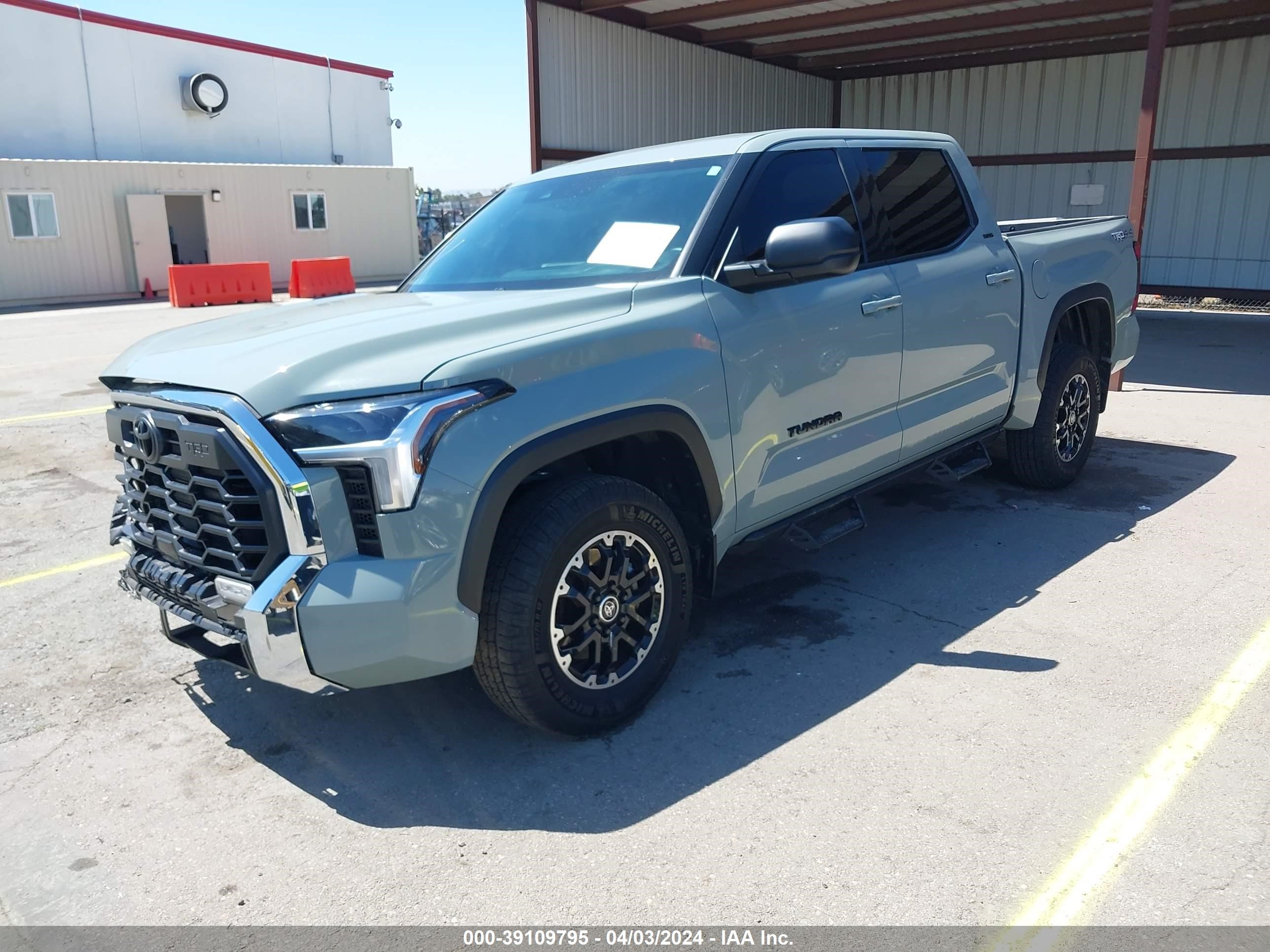 Photo 1 VIN: 5TFLA5DB7PX103176 - TOYOTA TUNDRA 