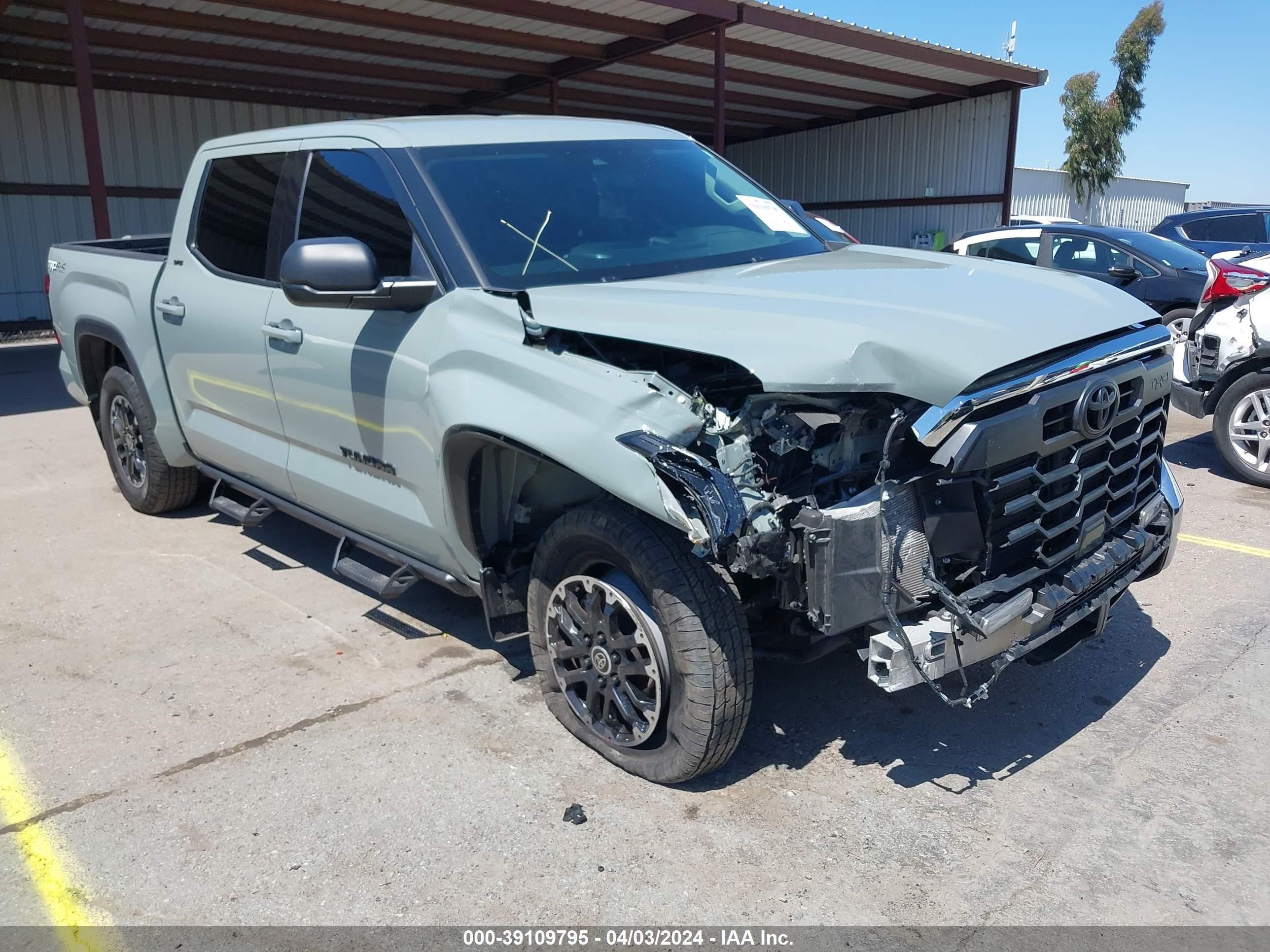 Photo 5 VIN: 5TFLA5DB7PX103176 - TOYOTA TUNDRA 