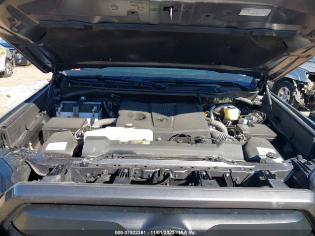 Photo 9 VIN: 5TFLA5DB9NX054169 - TOYOTA TUNDRA 4WD 